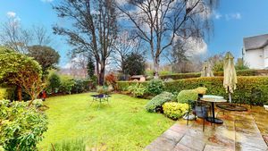 Photo 6- click for photo gallery